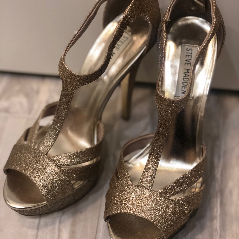 Gold glitter heels - Picture 2 of 6